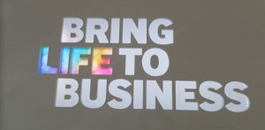 آموزش دانش آموز محور با تکنولوژی های نوین در مدارس 19 samsung bring life to business