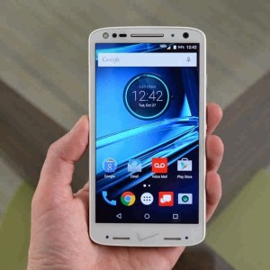 اعجاب تکنولوژی/گوشی هوشمند از 275 متر افتاد و صفحه آن سالم ماند+ویدئو 18 droid turbo1