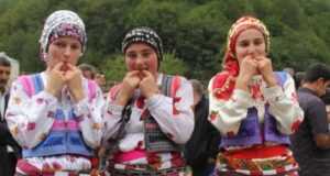 مردمان روستایی در کشور ترکیه به زبان پرندگان حرف می‌زنند!
