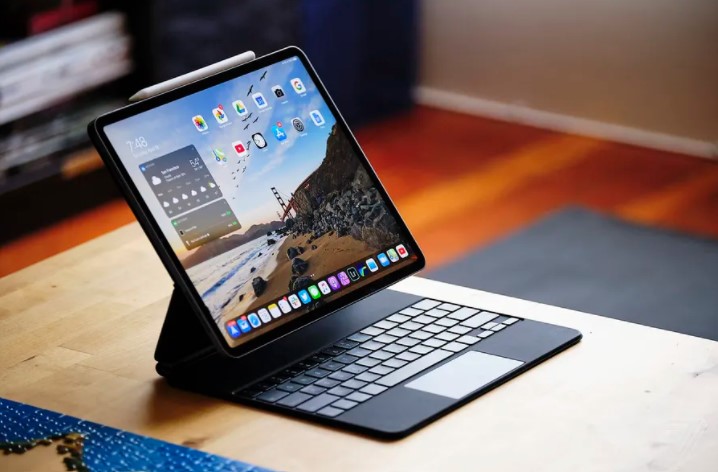 Magic Keyboard قدیمی با آیپد پرو جدید سازگار است 6 Magic Keyboard قدیمی با آیپد پرو جدید سازگار است