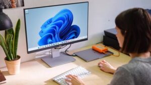 8 راهکار برای رفع ناپدید شدن آیکون ها از دسکتاپ در ویندوز 10 و ویندوز 11