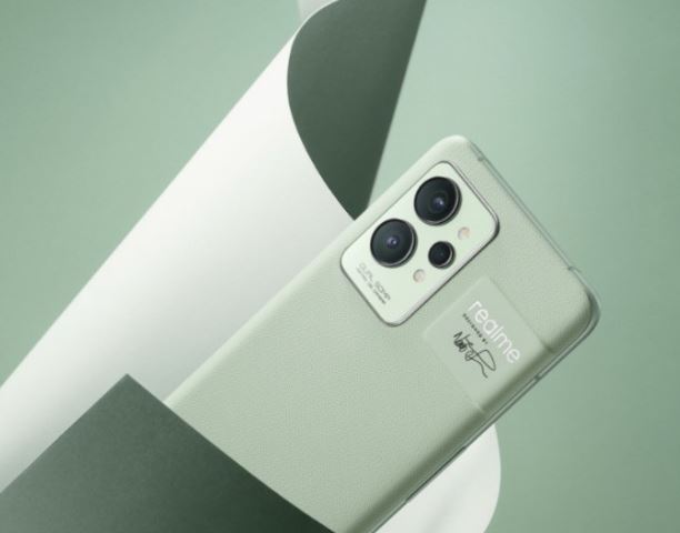 Realme GT2 با مشخصاتی بزرگ معرفی شد