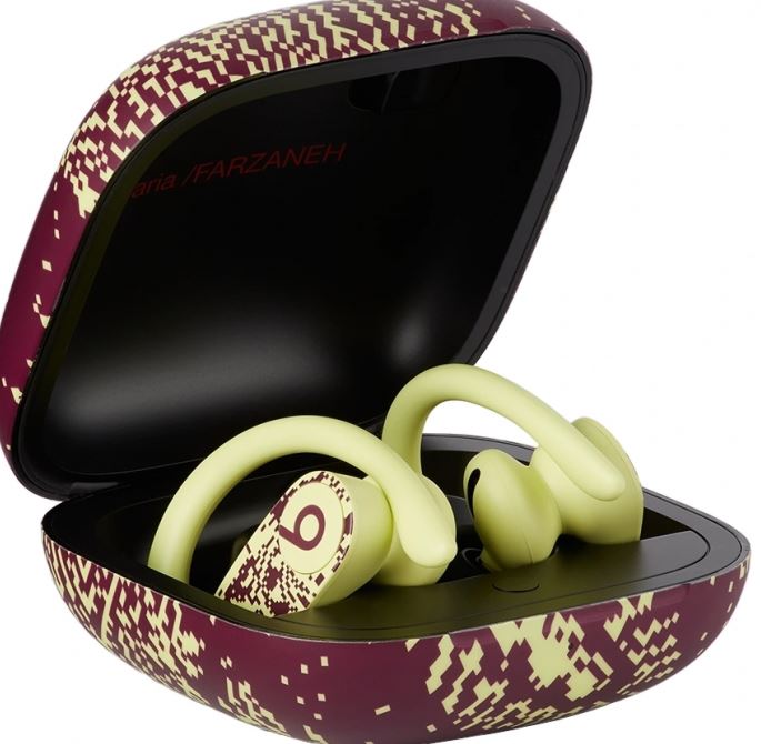 هدفون Powerbeats Pro با طرح سفارشی طراح ایرانی معرفی شد 9 هدفون Powerbeats Pro با طرح سفارشی طراحی ایرانی معرفی شد