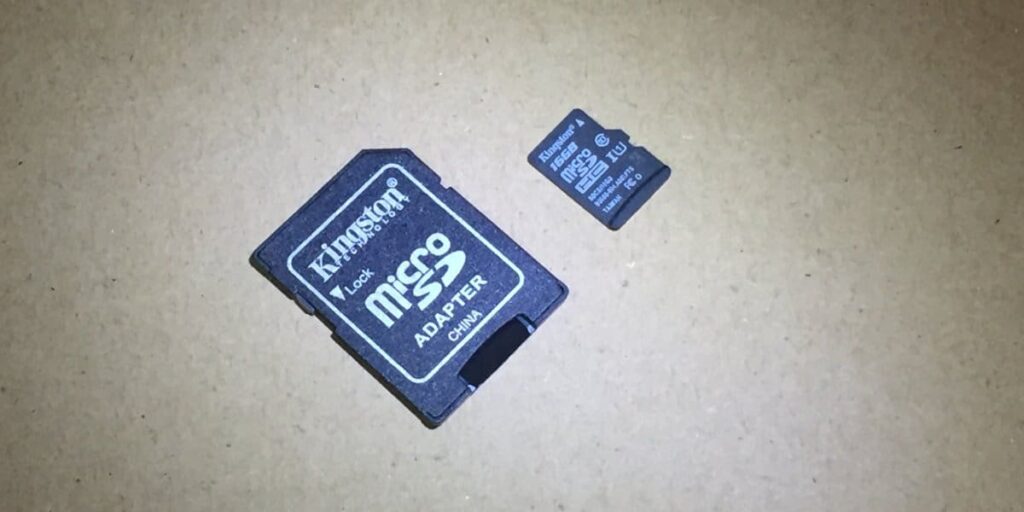 اتصال یک کارت حافظه Micro SD به رایانه یا لپ تاپ 10 اتصال یک کارت حافظه Micro SD به رایانه یا لپ تاپ