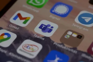 مایکروسافت تیمز بر اختلال مختصر خدمات غلبه می کنند