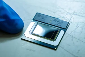 اینتل با Core Ultra 9 288V به AMD چالش جدی داد؛ عملکرد تک‌هسته‌ای برتر