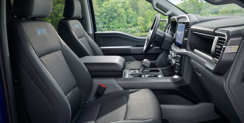فورد F-150 لایتنینگ 2026 با تریم STX جدید و آفرودی تر معرفی شد 12 فورد F-150 لایتنینگ 2026 با تریم STX جدید و آفرودیتر معرفی شد