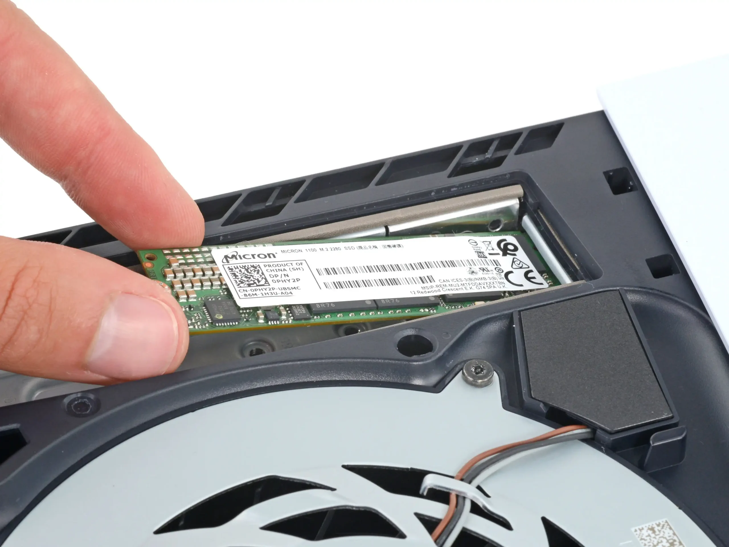 افزایش حافظه پلیاستیشن 5؛ بهترین روشهای ارتقاء SSD و هارد اکسترنال 6 افزایش حافظه پلی_استیشن 5؛ بهترین روش_های ارتقاء SSD و هارد اکسترنال