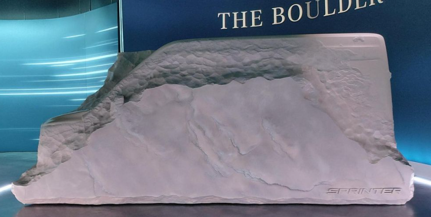 نسل جدید مرسدس اسپرینتر در راه است: تیزر "The Boulder" از ون جعبه‌ای‌تر با فناوری پیشرفته پرده برداشت