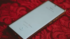 پایان کلافگی کاربران؛ گوگل راهکار نهایی مشکل چرخش خودکار اپلیکیشن Phone را عرضه کرد 20 پایان کلافگی کاربران؛ گوگل راهکار نهایی مشکل چرخش خودکار اپلیکیشن Phone را عرضه کرد