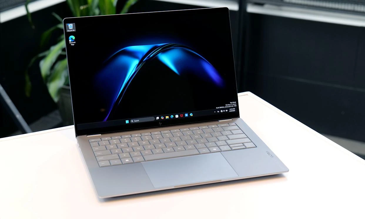 رونمایی از HP Omnibook Ultra 14 در CES 2026؛ ظرافت خیرهکننده در کنار استحکام نظامی 6 رونمایی از HP Omnibook Ultra 14 در CES 2026؛ ظرافت خیرهکننده در کنار استحکام نظامی