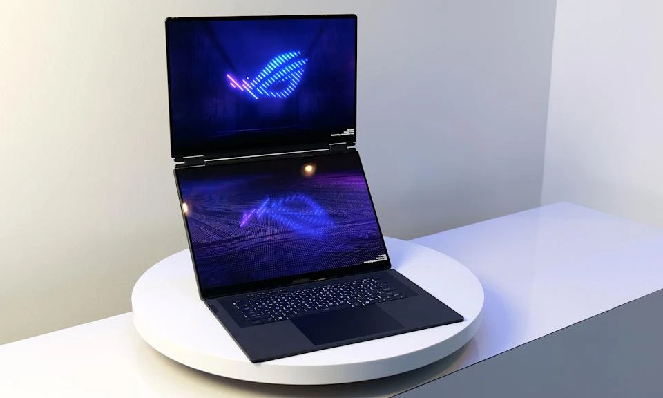 بهترین لپتاپ های نمایشگاه CES 2026؛ از نمایشگاه تا واقعیت با هوش مصنوعی 11 ایسوس ROG Zephyrus Duo؛ پادشاه دو نمایشگره گیمینگ