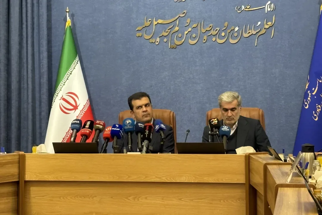 وعده معاون علمی، فناوری رئیس جمهور: اینترنت بین الملل در ایران تا آخر هفته عادی میشود 6 معاون علمی، فناوری و اقتصاد دانش بنیان رئیس جمهور