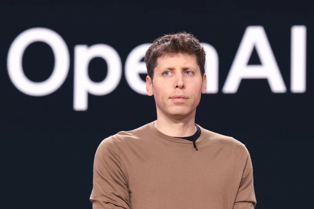 آیا آمریکا باید از مدل های متن باز هوش مصنوعی چین بترسد؟ چالش OpenAI با مدل Kimi K3 6 آیا آمریکا باید از مدل های متن باز هوش مصنوعی چین بترسد؟ چالش OpenAI با مدل Kimi K3