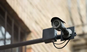 دوربین های امنیتی هوش مصنوعی به زودی قبل از تشخیص چهره، از روی نحوه راه رفتن شما را شناسایی میکنند 29 دوربین های امنیتی هوش مصنوعی به زودی قبل از تشخیص چهره، از روی نحوه راه رفتن شما را شناسایی میکنند