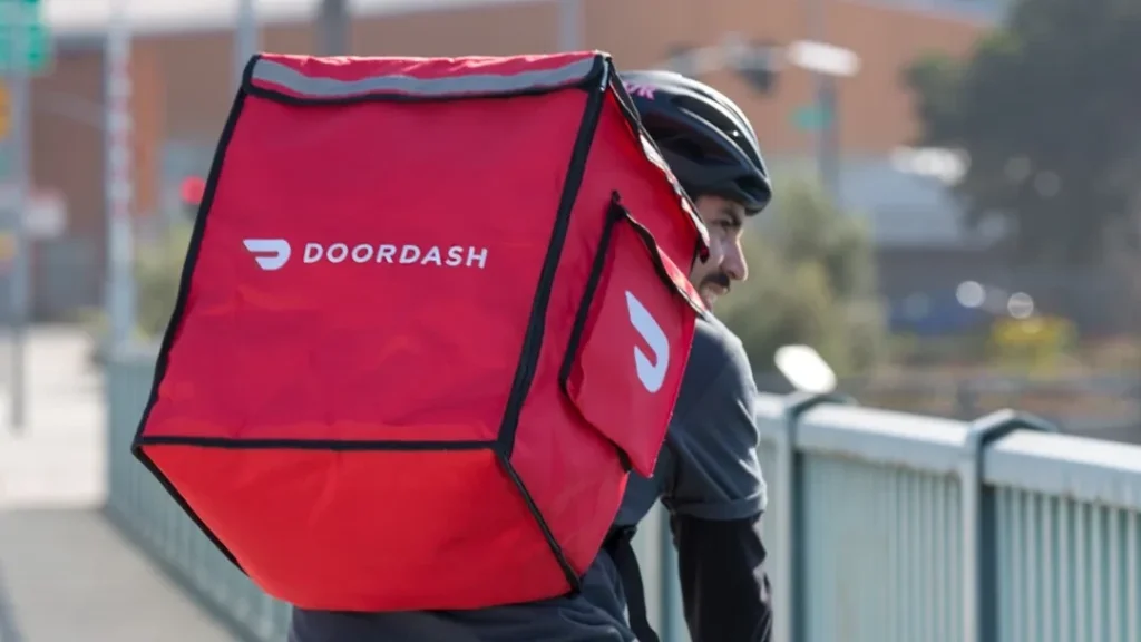 ارسال غذا با پهپاد توسط دوردش؛ سرویس DoorDash Air با مجوز FAA بهزودی آغاز به کار میکند 9 ارسال غذا با پهپاد توسط دوردش؛ سرویس DoorDash Air با مجوز FAA بهزودی آغاز به کار میکند