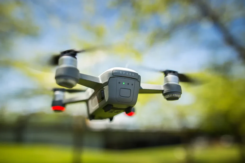 احتمال ممنوعیت فروش پهپادهای تاییدشده DJI توسط FCC؛ تصمیم جنجالی جدید آمریکا