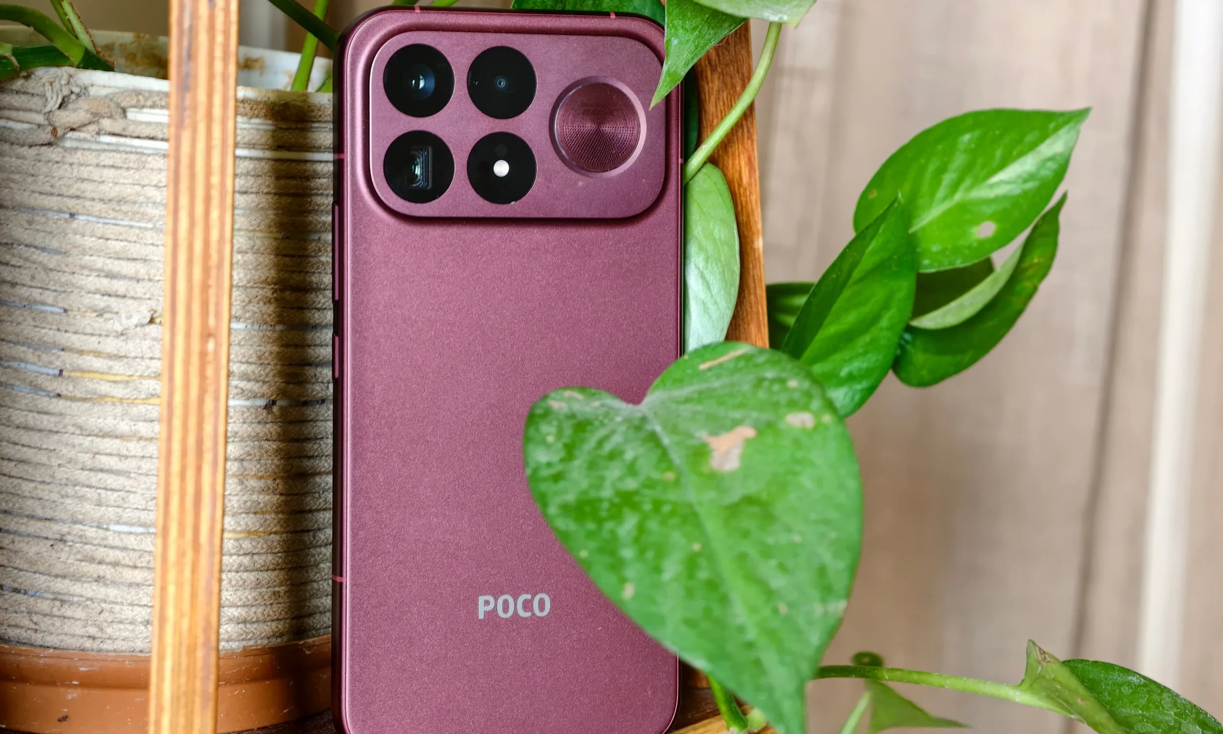 بررسی تخصصی پوکو F9 اولترا (POCO F9 Ultra)؛ سابووفر اختصاصی Bose، باتری غولپیکر و فراتر از یک پرچمدار! 25 بررسی تخصصی پوکو F9 اولترا (POCO F9 Ultra)؛ سابووفر اختصاصی Bose، باتری غولپیکر و فراتر از یک پرچمدار!