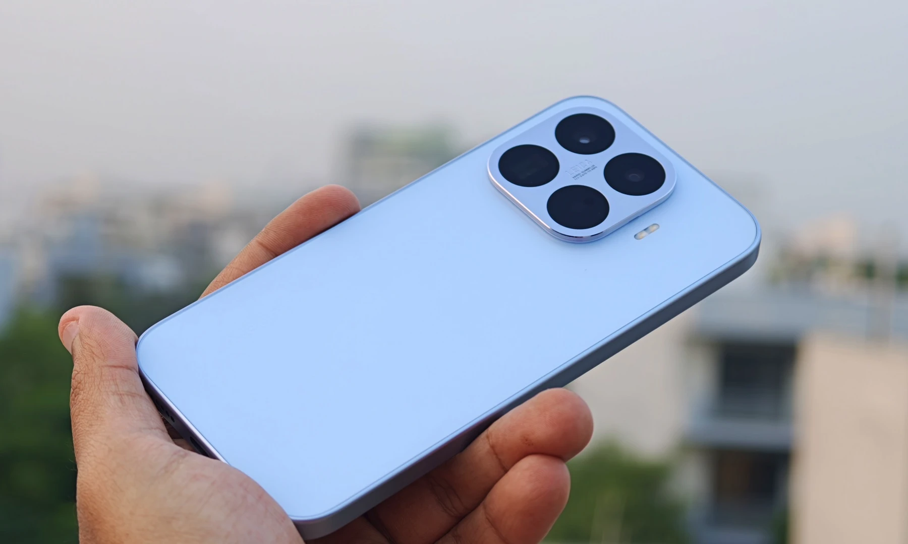 بررسی شیائومی ۱۷ تی (Xiaomi 17T): کاربردی ترین گوشی این روزها که یک معامله نادر و شگفتانگیز است 9 بررسی شیائومی ۱۷ تی (Xiaomi 17T): کاربردیترین گوشی این روزها که یک معامله نادر و شگفتانگیز است!