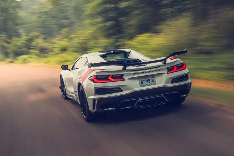 شورولت کوروت Grand Sport مدل 2027؛ بازگشت یک اسطوره با موتور V8 جدید 535 اسب بخاری 9 شورولت کوروت