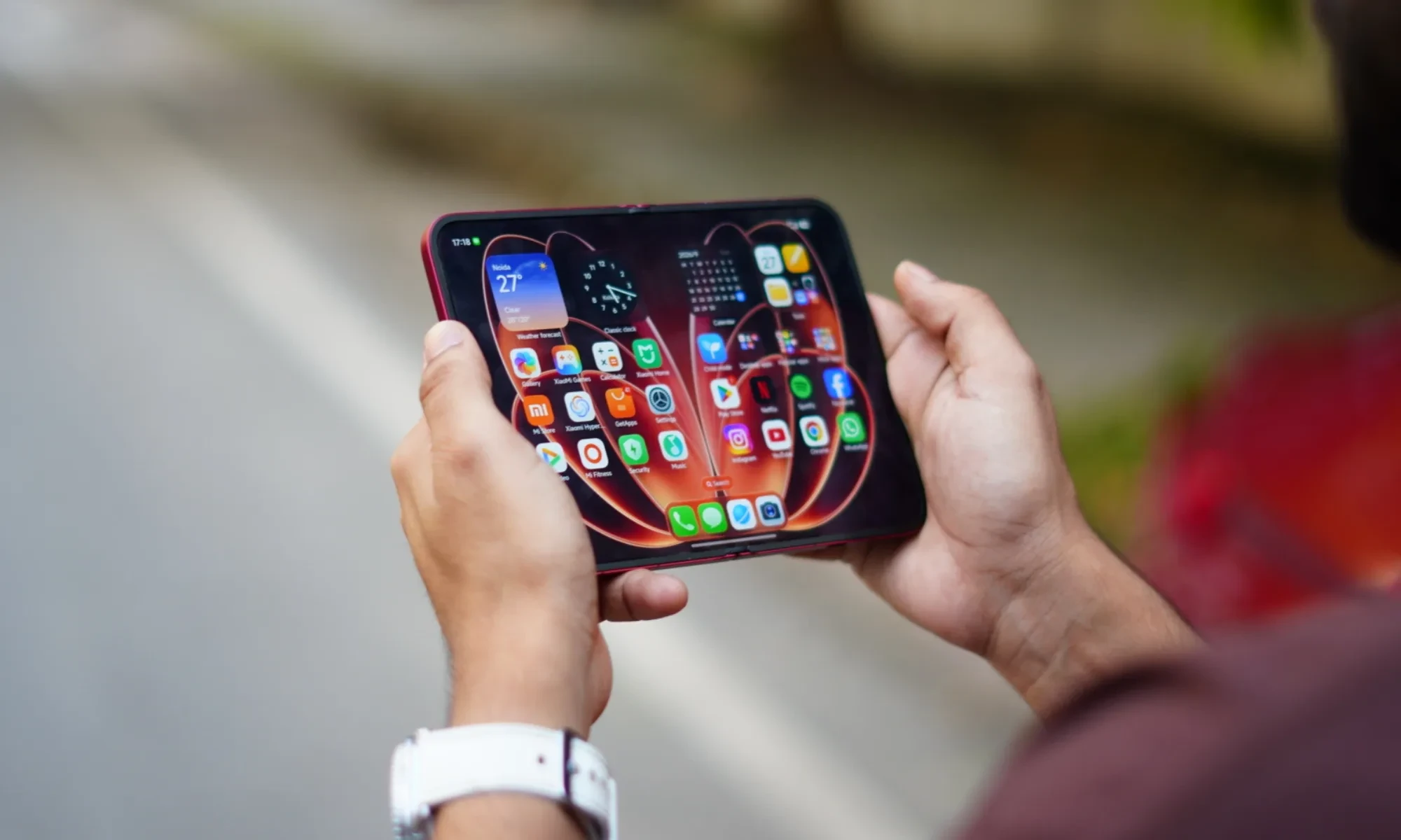 بررسی تخصصی گوشی تاشو شیائومی ۱۸ فولد (Xiaomi 18 Fold)؛ شاهکار سختافزاری با باتری غول پیکر 15 بررسی تخصصی گوشی تاشو شیائومی ۱۸ فولد (Xiaomi 18 Fold)؛ شاهکار سختافزاری با باتری غولپیکر