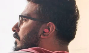 بررسی تخصصی هندزفری جی‌لب JBuds Mini ANC؛ هدست بلوتوثی فوق‌العاده کوچک با کارایی فراتر از انتظار