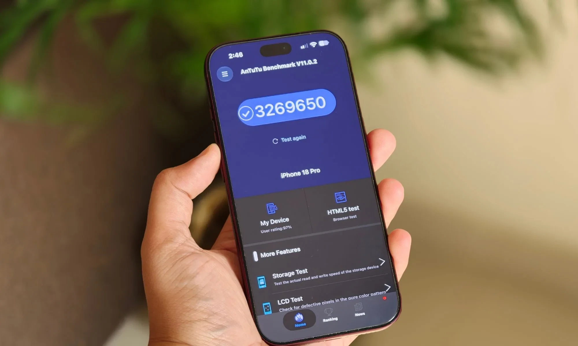 بررسی تخصصی آیفون ۱۸ پرو (iPhone 18 Pro)؛ آیا پرچمدار جدید اپل ارزش خرید دارد؟ 11 بررسی تخصصی آیفون ۱۸ پرو (iPhone 18 Pro)؛ آیا پرچمدار جدید اپل ارزش خرید دارد؟