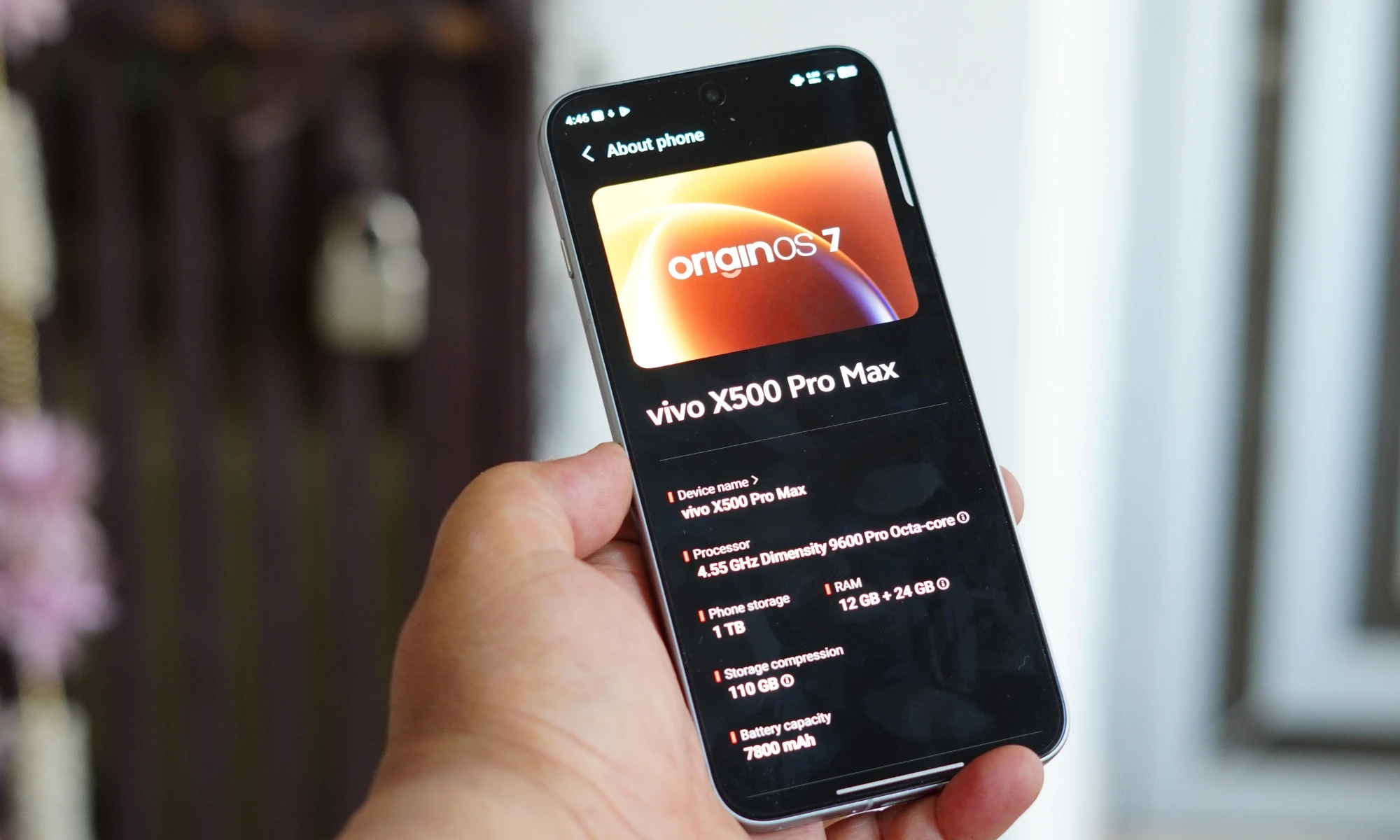 نگاه اولیه به Vivo X500 Pro Max؛ خط و نشان پرچمدار جدید ویوو برای رقبا 11 نگاه اولیه به Vivo X500 Pro Max؛ خط و نشان پرچمدار جدید ویوو برای رقبا