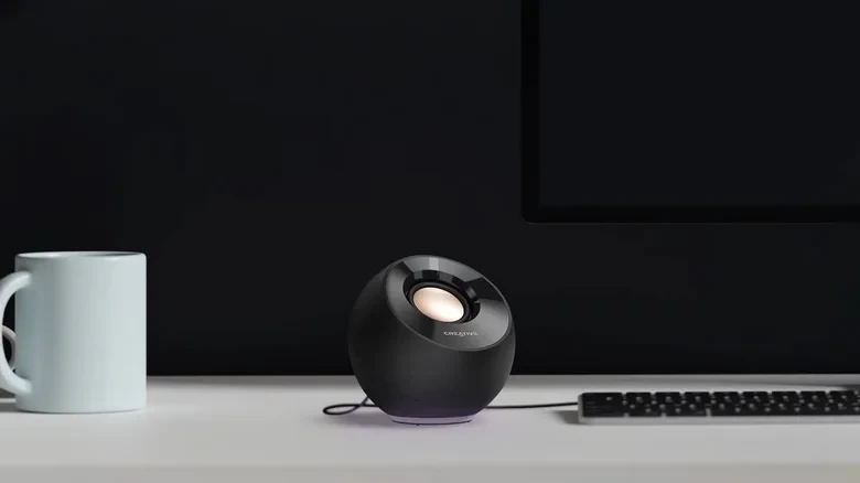 ۱۲ گجت سرگرمکننده و کاربردی USB-C برای میز کار خانگی و اداری 12 ۱۲ گجت سرگرمکننده و کاربردی USB-C برای میز کار خانگی و اداری
